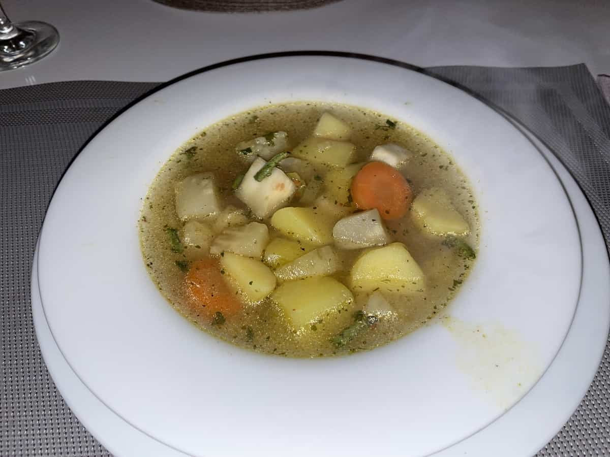 Gemüsesuppe für basisches Essen
